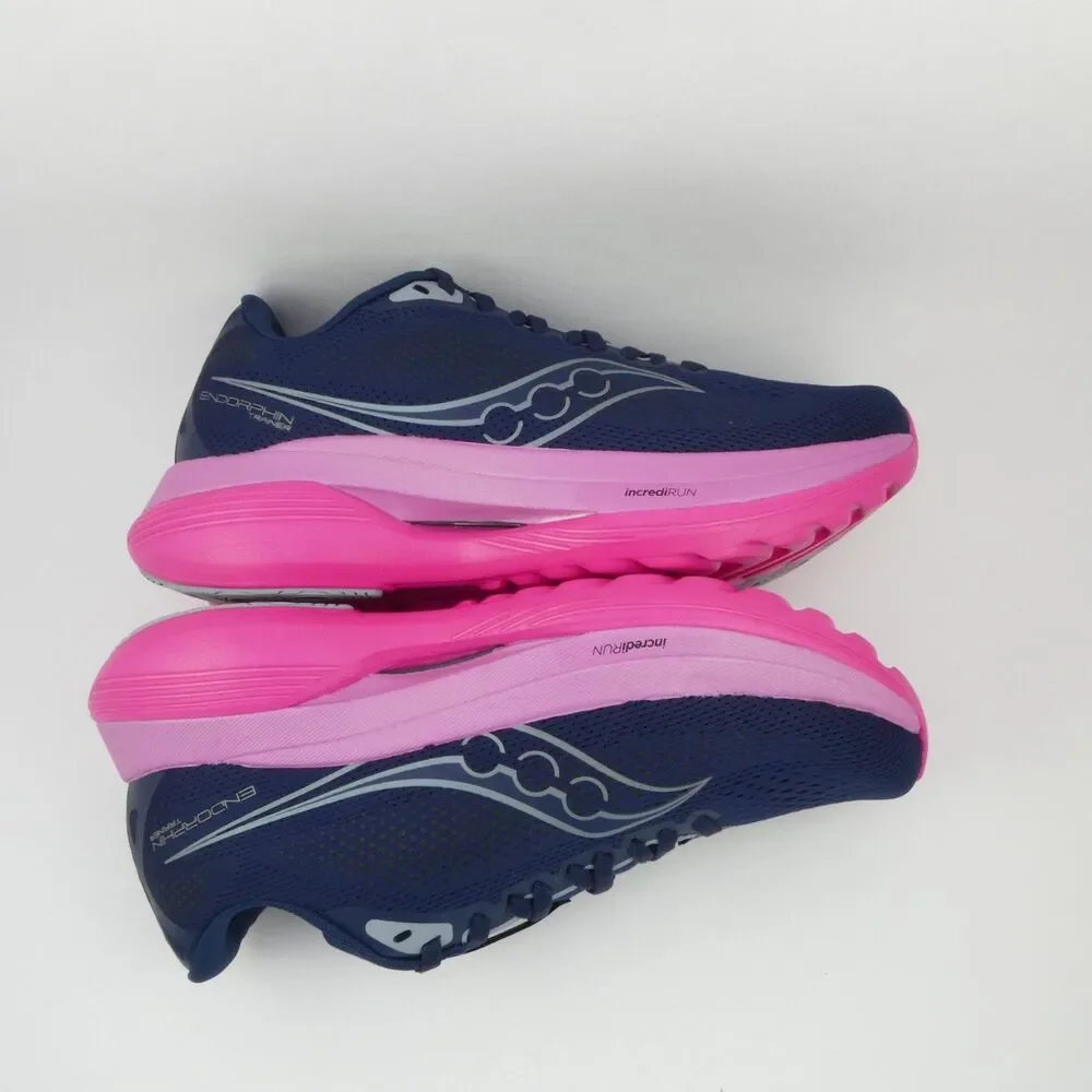 Saucony Women's 10 Endorphin Trainer running shoe in the Navy/Fuchsia Colorway.